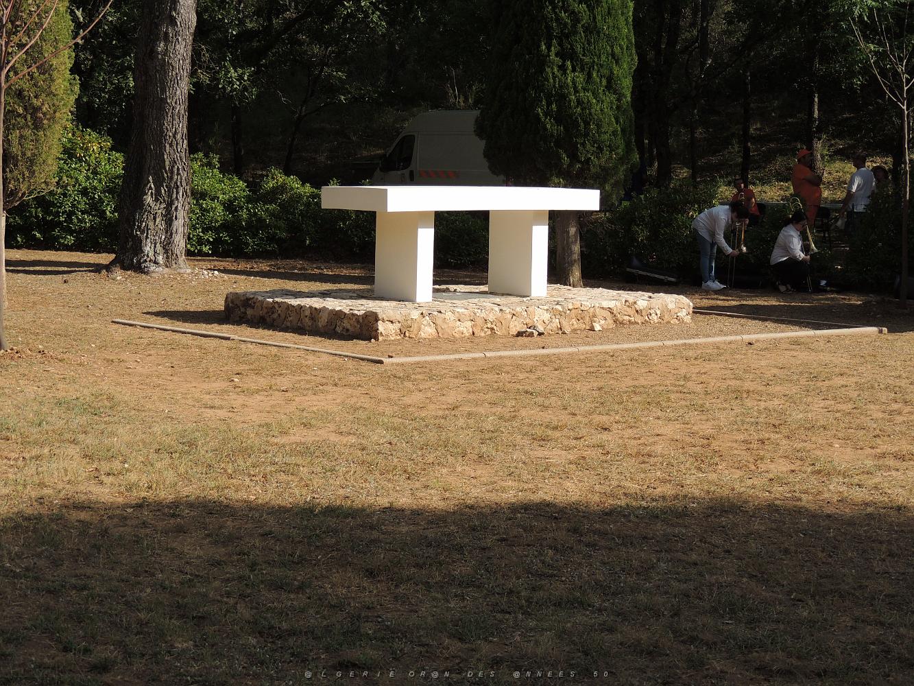 2023 07 18 SIGNES - HOMMAGE AUX 38 RESISTANTS FUSILLES EN 1944 (11).JPG -           